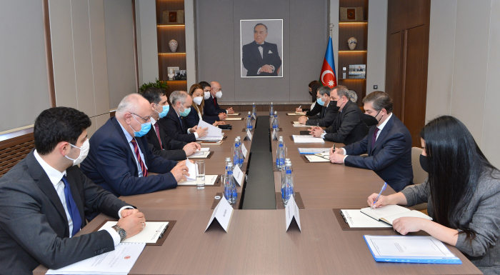 Le ministre azerbaïdjanais des Affaires étrangères a reçu une délégation turque - Mise à jour