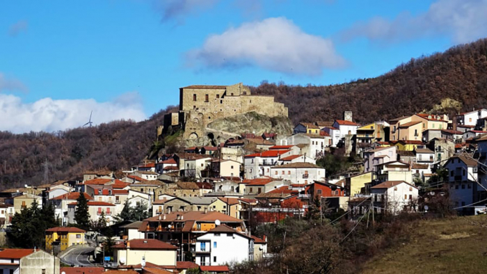 Este pueblo italiano vende casas a 1 euro sin necesidad de pagar un depósito