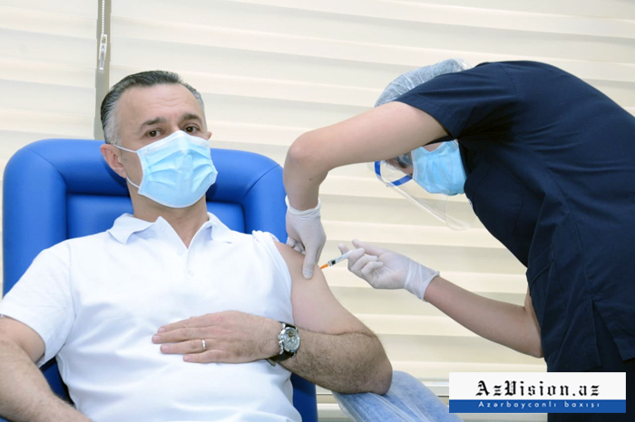 Azerbaijan: Over 450,000 people vaccinated against COVID-19