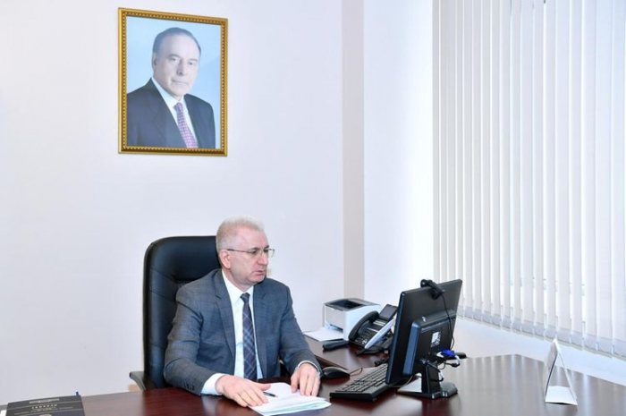 Elm və təhsil komitəsinin iclası keçirilib