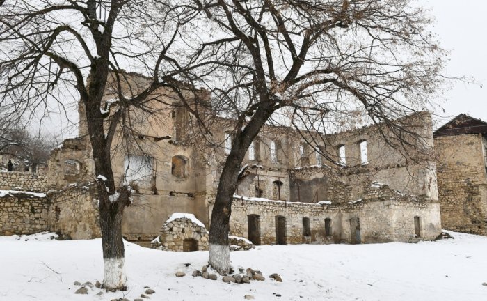 Nazirin məzun olduğu, alimlər yetişdirən 135 yaşlı məktəb -  FOTO  