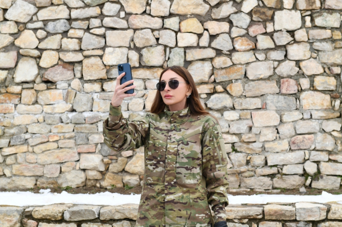   Mehriban Aliyeva teilt ein   Video   von Schuscha  