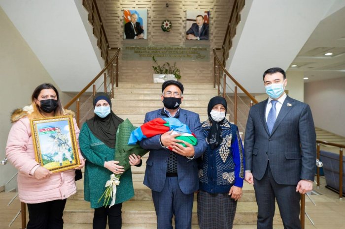    “YAŞAT” daha bir şəhidin övladına hesab açır -    FOTO      