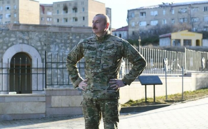  El presidente Ilham Aliyev visita el hotel Karabaj en Shusha -  VIDEO  