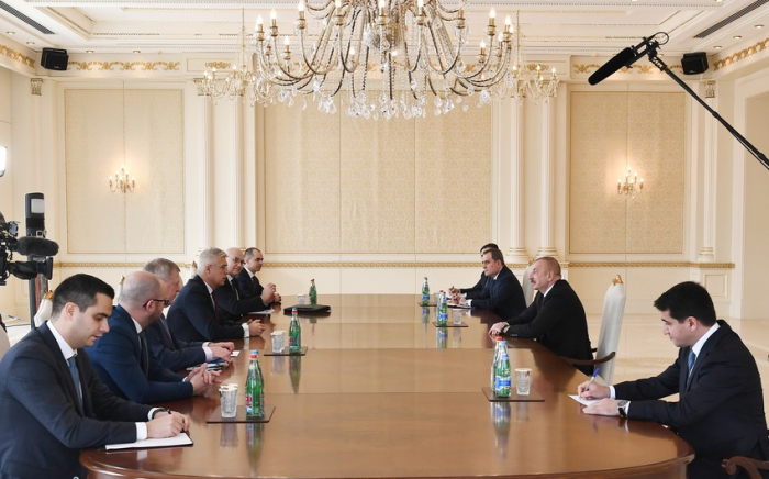  Le président Ilham Aliyev a reçu le ministre slovaque des Affaires étrangères et européennes 