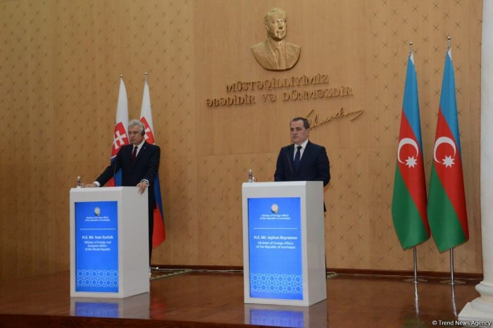 Joint press-conference of Azerbaijani, Slovak FMs kicks off in Baku