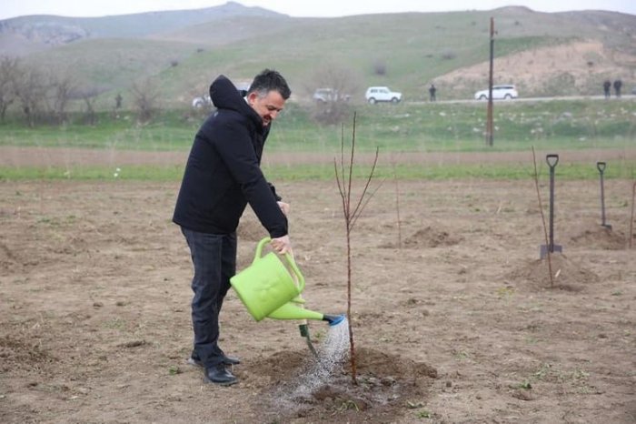    Türkiyəli nazir işğaldan azad edilmiş ərazilərdə olub -    FOTO      