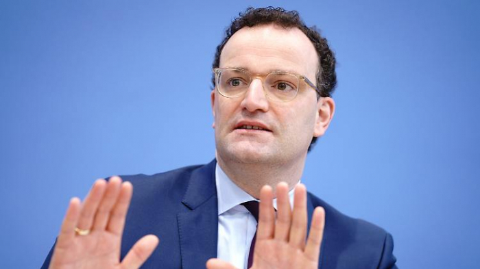 Laschet und Dreyer stellen sich vor Spahn