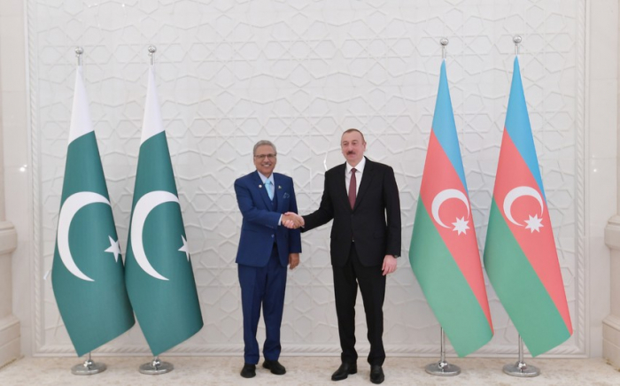  Le président Ilham Aliyev adresse un message de félicitations à son homologue pakistanais 