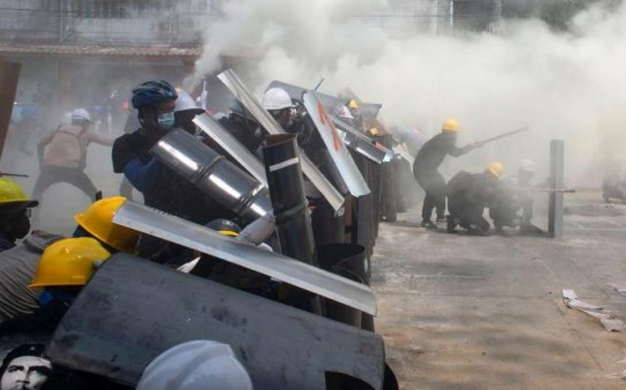 Myanmada öldürülən etirazçıların sayı 250-yə çatıb