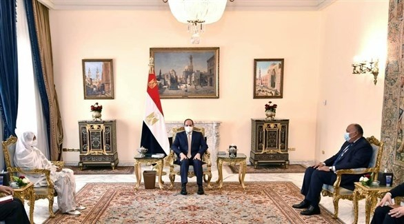 السيسي يؤكد مساندة مصر لجهود تعزيز السلام في السودان