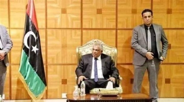 وزراء ليبيون يصلون إلى بنغازي لاستلام مهامهم من "المؤقتة" المنحلة