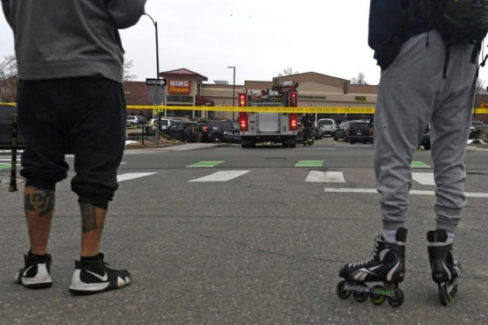 Une fusillade fait au moins 10 morts dans le Colorado