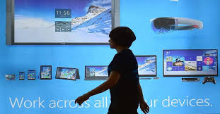 "مايكروسوفت" تعلق على مشكلة "الشاشة الزرقاء" في "ويندوز 10"