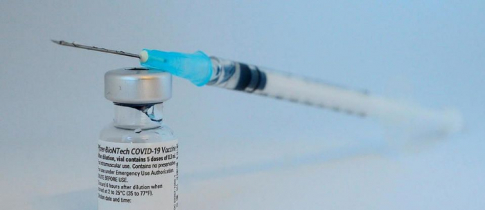 La lenteur de la vaccination pourrait coûter à l’UE entre 50 et 100 milliards d’euros, affirme Bloomberg