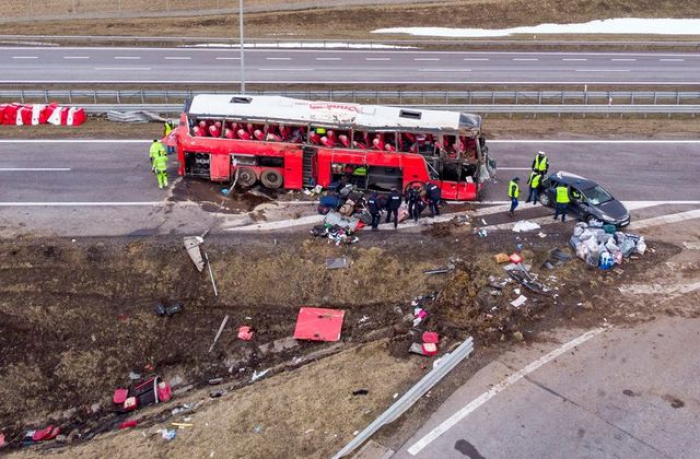 Five people killed in Ukrainian bus crash in Poland