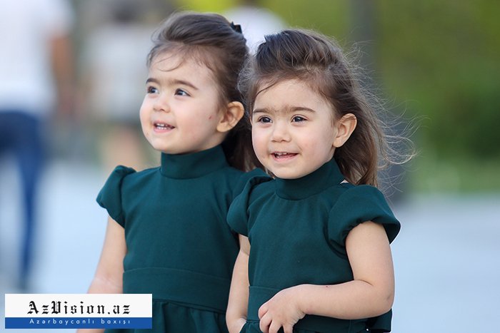 Hər il 1,6 milyon əkiz uşaq dünyaya gəlir
