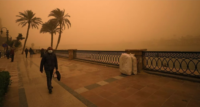 الأرصاد المصرية تحذر: انخفاض في درجات الحرارة أمطار وشبورة ورياح