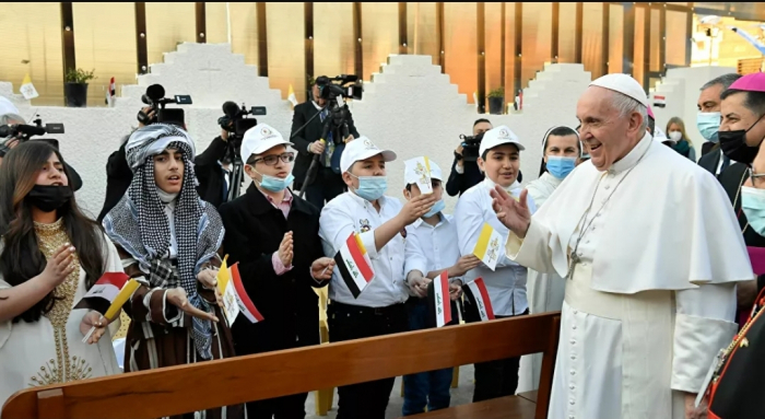 ضجة في العراق بسبب أنباء عن سرقة كرسي البابا فرنسيس