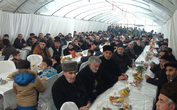 Yas mərasimi keçirənlər cərimələndilər 