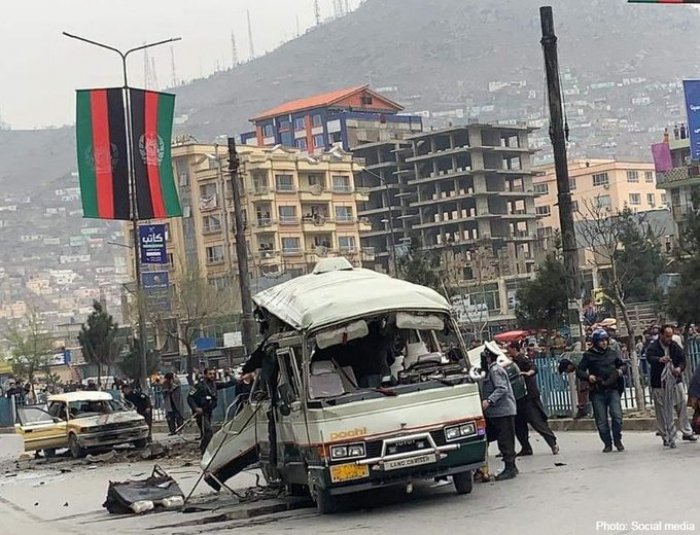 Kabildə sərnişin avtobusu partladılıb -  Yaralılar var 