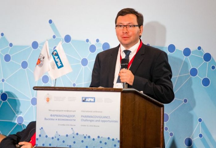 Rusiya rəsmisindən peyvənd olunanlara xəbərdarlıq