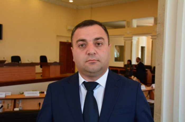 "4 ay keçib, İrəvandan yardım ala bilmirik" -  Qalstyan 