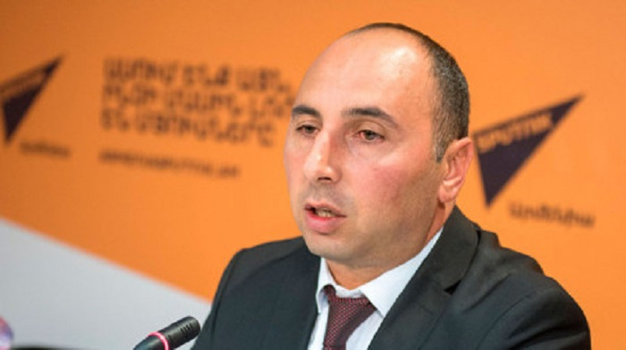   “Biz təkbaşına müharibə apara bilmərik” -   Erməni hərbi ekspert      