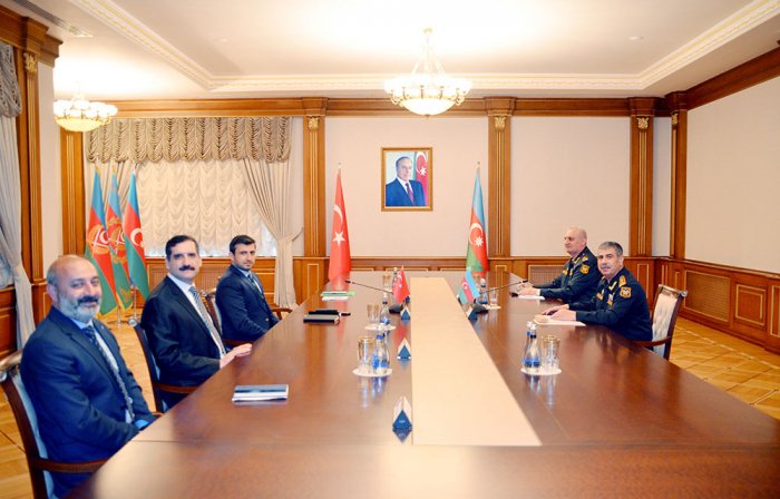   Azerbaijan, Turkey discuss prospects for development of military-technical cooperation  