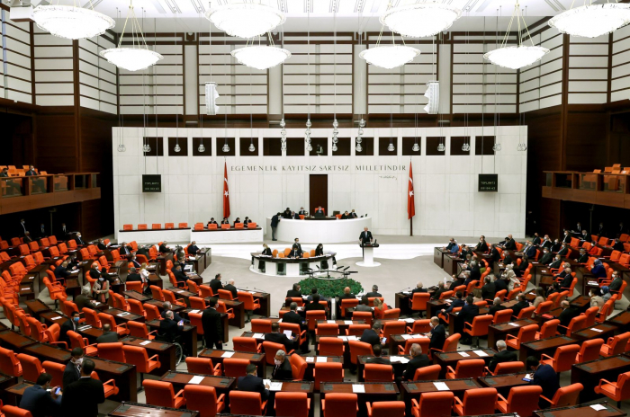   Turkish parliament passes 1st part of security probe bill  