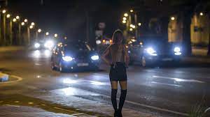 España quiere borrar del mapa la prostitución