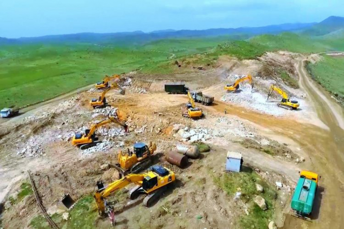  Hadrut-Cəbrayıl-Şükürbəyli yolunun tikintisi davam edir -  FOTOLAR  