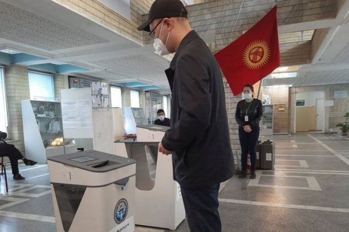  Qırğızıstanda referendum başa çatıb -  YENİLƏNİB  
