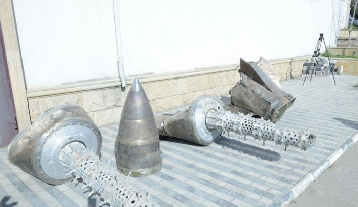  Los restos del misil "Iskander-M" se exhiben en el Parque de Trofeos Militares  