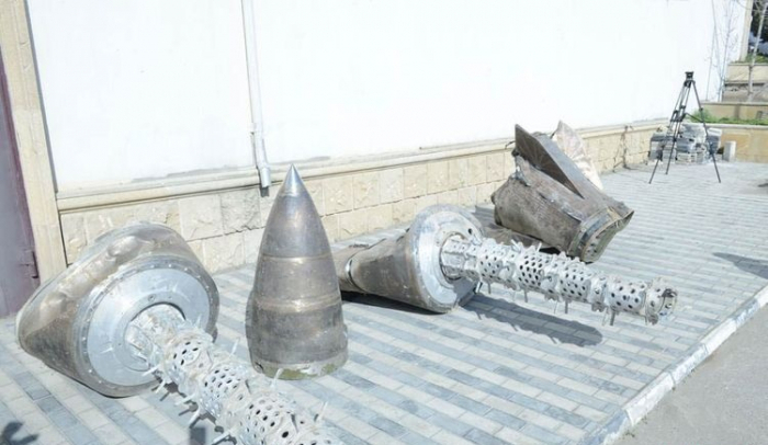  Überreste der "Iskander-M" -Rakete im Kriegstrophäen-Park  