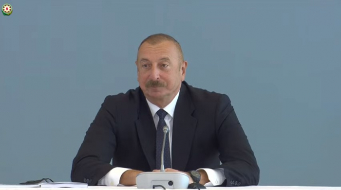  Ilham Aliyev pronuncia un discurso en la universidad ADA-  En Vivo  