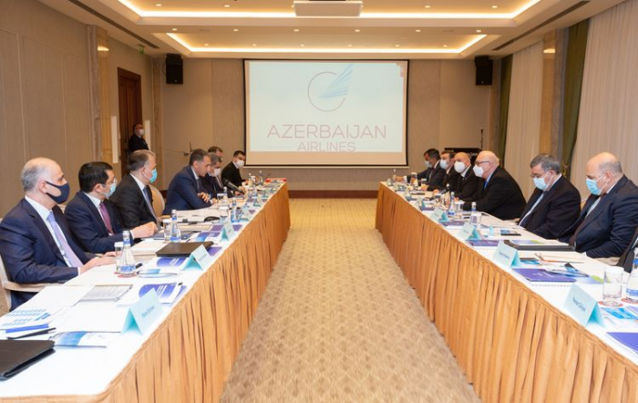 Azerbaijan Airlines’ Supervisory Board holds first meeting 