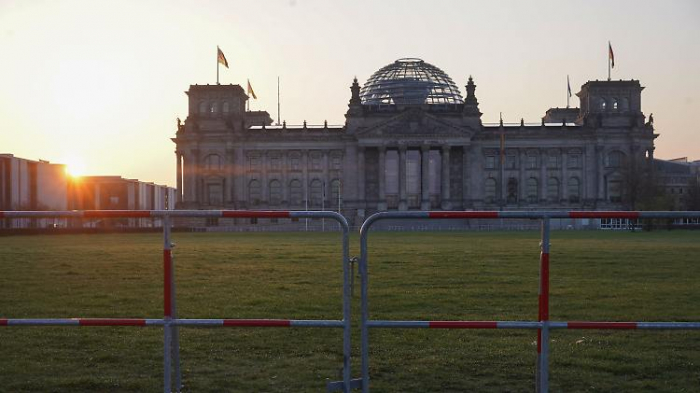 Bundestag will heute "Notbremse" beschließen