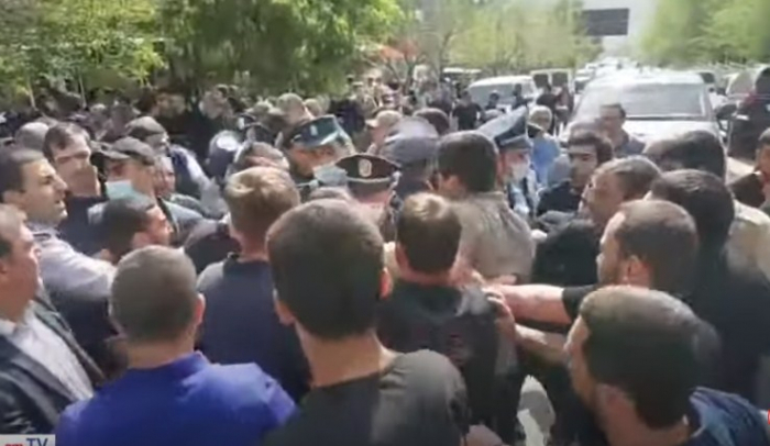  Armenian PM Pashinyan’s visit to Syunik sparks protest -  VIDEO  
