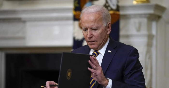     El ranking históricamente bajo de Biden:   Del discurso del Presidente de los EE UU se duerme el senador Ted Cruz-  VIDEO    