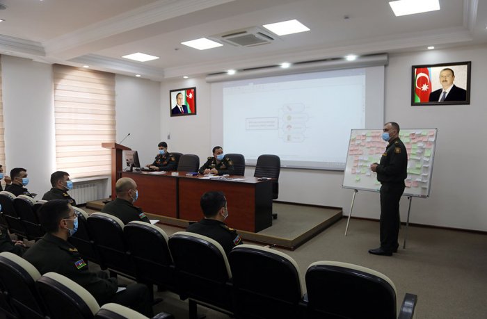 Azerbaijani MoD discusses improving unified communication strategy