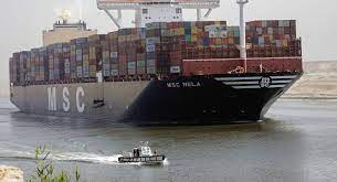 هيئة قناة السويس: المفاوضات مع السفينة الجانحة مستمرة بالتوازي مع التحقيقات