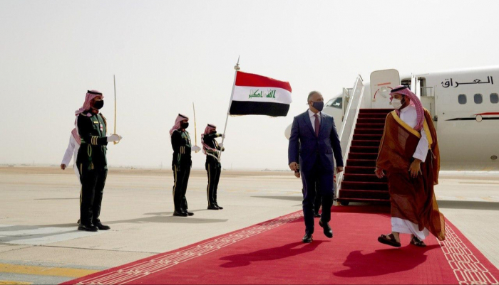 هل يتخطى الكاظمي العقبات ويعيد العراق إلى محيطه العربي بعد زيارته إلى السعودية والإمارات؟