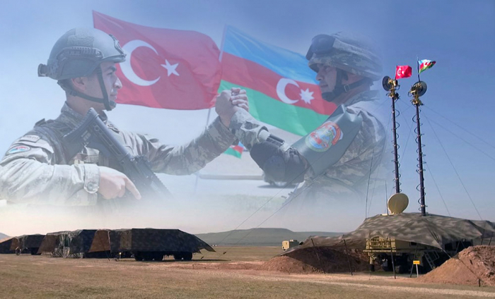  التدريبات العملياتية والتكتيكية المشتركة للجيشين الأذربيجاني والتركي تبدأ 