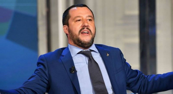 Italie: Salvini sera jugé pour avoir bloqué des migrants en mer