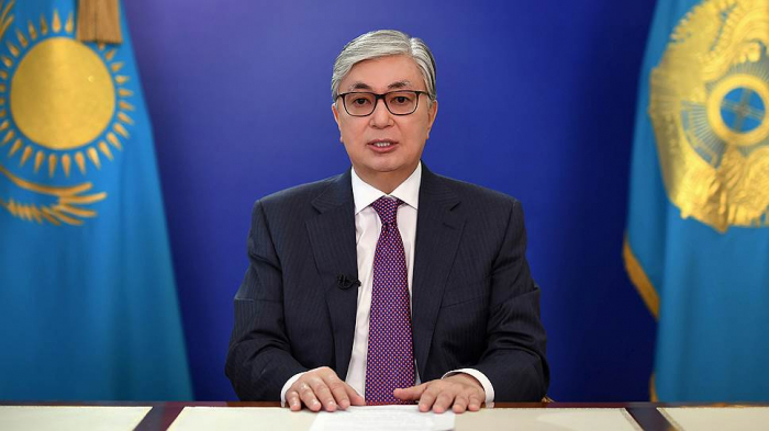 Qazaxıstan prezidenti peyvənd olunub