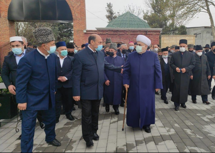  Visite des dirigeants des confessions religieuses azerbaïdjanaises à Aghdam 