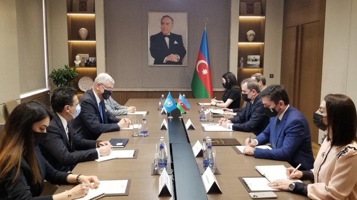  Ceyhun Bayramovla Volkan Bozkırın görüşü başlayıb 
