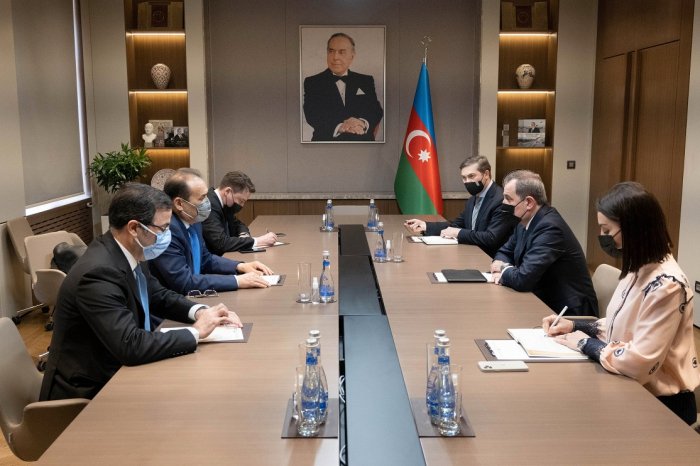 Ceyhun Bayramov Türk Şurasının Baş katibi ilə görüşdü   
