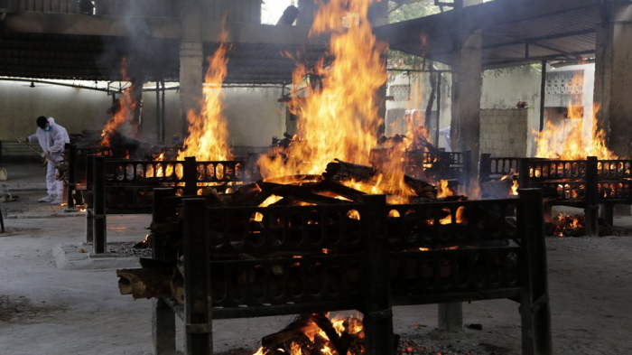 Al menos 18 muertos por un incendio en un hospital de enfermos de coronavirus en India